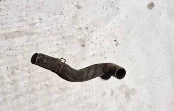 Opel Agila B Engine coolant pipe/hose