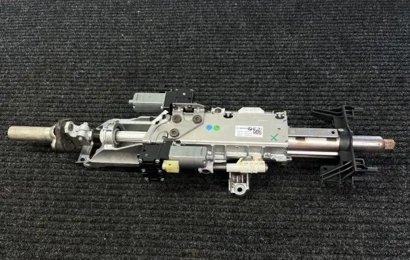 BMW 5 G30 G31 Steering wheel axle 7045955271 17B1511H0628