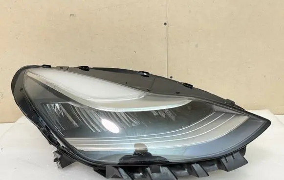 Tesla Model 3 Headlight/headlamp 107737650B 340004 19112175623