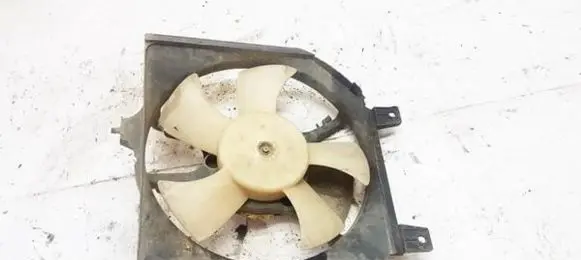 Nissan Almera Radiator cooling fan shroud