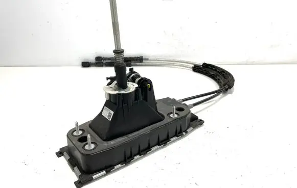 Volkswagen Golf VII Gear shifter/selector 5Q0711061E 5Q0711049AP 02802215