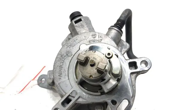 Ford Ecosport Vacuum pump GM5G-2A451-GB