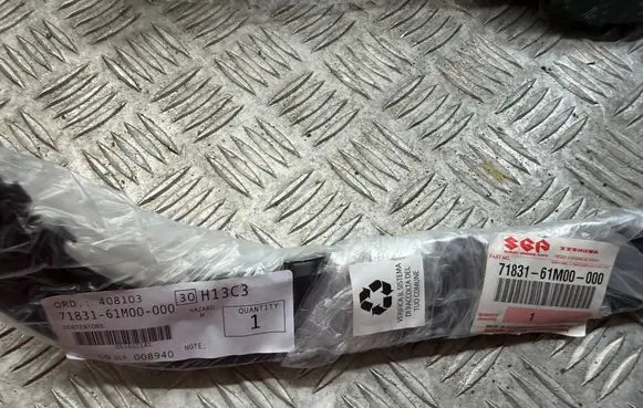 Suzuki SX4 S-Cross Rear bumper mounting bracket 7183161M00