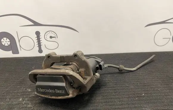 Mercedes-Benz GL X166 Rear brake caliper 32352564