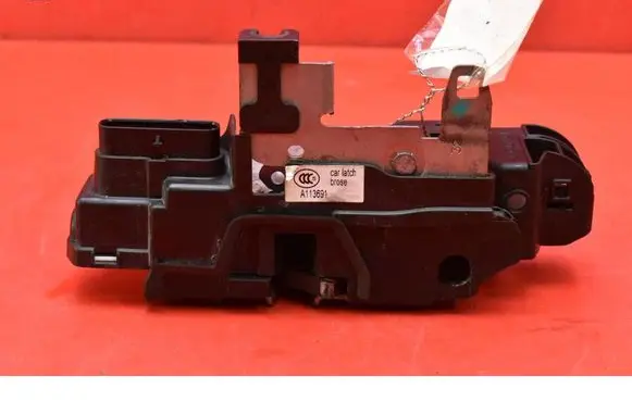 Volvo S90, V90 Front door lock 31349894