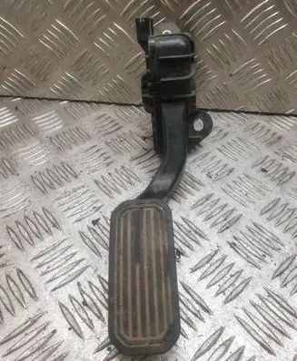 Toyota Prius (NHW20) Accelerator throttle pedal 0038008861 0S04702164