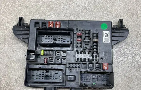 Opel Insignia A Engine control unit/module 13277317