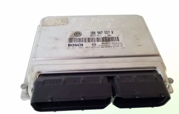 Volkswagen PASSAT B5 Engine control unit/module 3B0907557R 0261208003 1039S0000011590168