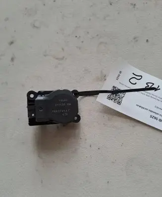 Citroen C2 Air flap motor/actuator F663746XC