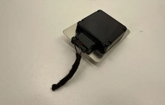 Ford Explorer V Aerial antenna amplifier FB5T19H464AB FB5Z10E893B BB5Z10E893A