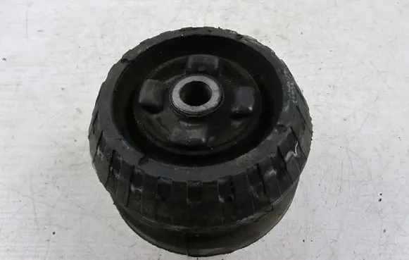 Mercedes-Benz Vito Viano W638 Front coil spring rubber mount 