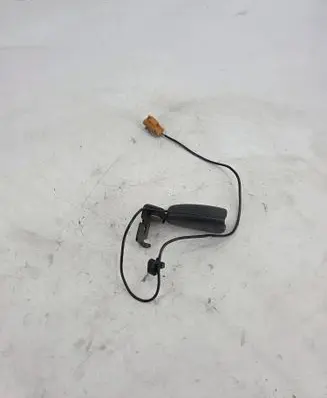 Volvo V50 Rear seatbelt buckle 8664753