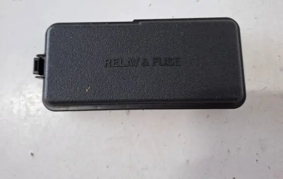 Lexus RX 450H Fuse box cover 8266248280 826620E120