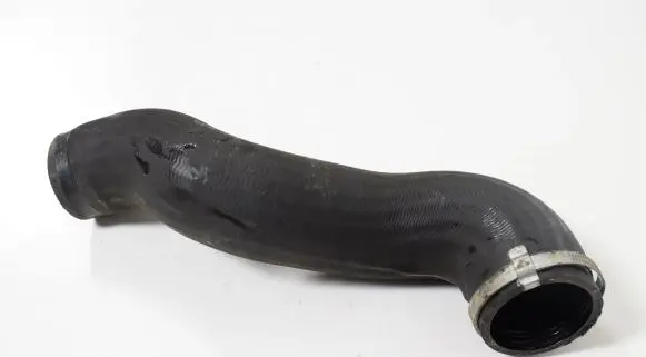 Volvo V70 Intercooler hose/pipe
