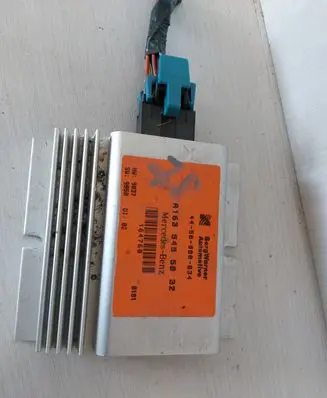 Mercedes-Benz ML W163 Transfer box differential control unit A1635455032