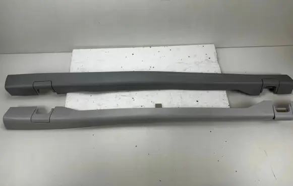 Volkswagen Cross Polo Foot area side trim 