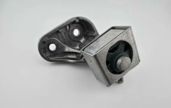 BMW 4 G22 G23 G24 G26 Muffler mount bracket/holder