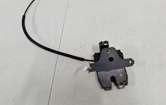 Jaguar XF Tailgate/trunk/boot lock/catch/latch 6W83-442A66-CD