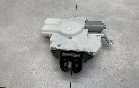 Nissan X-Trail T32 Tailgate/trunk/boot lock/catch/latch 905520AQ000