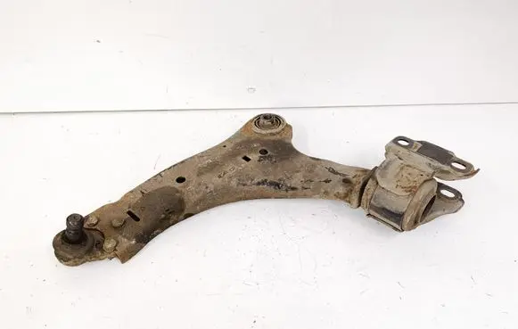 Volvo XC60 Front lower control arm/wishbone