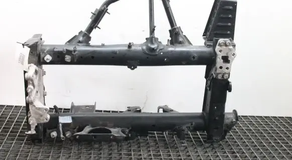 Mercedes-Benz B W246 W242 Engine mounting bracket A2423424400