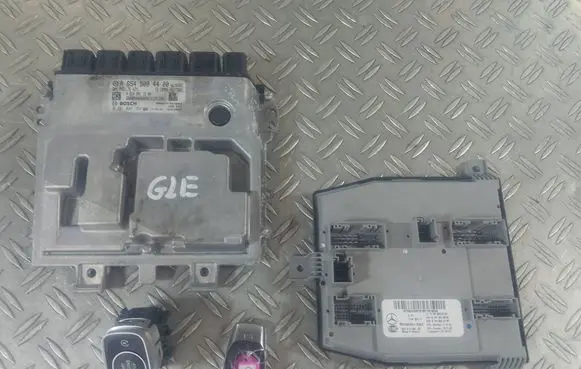 Mercedes-Benz GLE W167 Engine control unit/module A6549004400