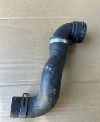 Audi A6 S6 C7 4G Engine coolant pipe/hose 4G0122101B