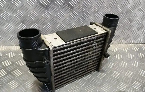 Audi A4 S4 B7 8E 8H Intercooler radiator