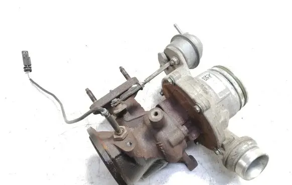 Volvo V40 Cross country Turbo 31380130 836264