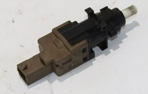 Clutch pedal sensor