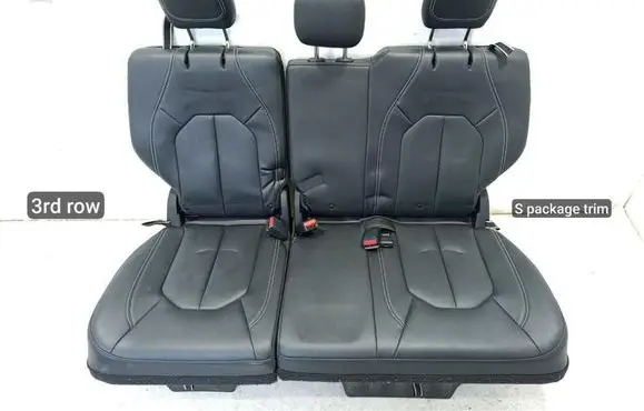 Chrysler Pacifica Rear seat 