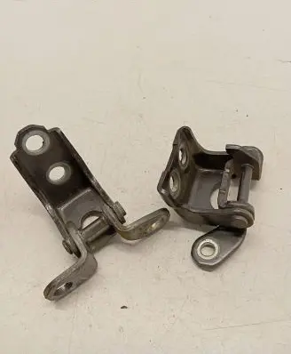 Acura MDX II Rear door hinge set 