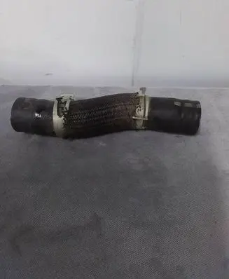Subaru Forester SK Engine coolant pipe/hose 