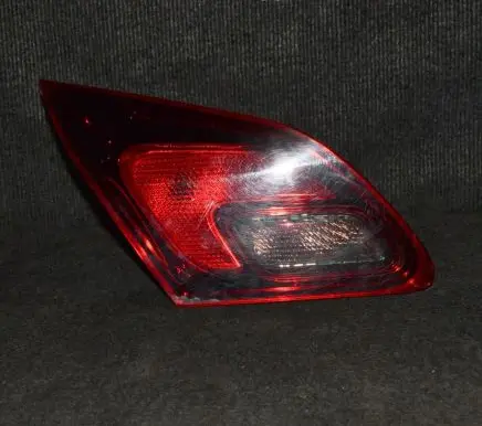 Opel Astra J Tailgate rear/tail lights 1090098