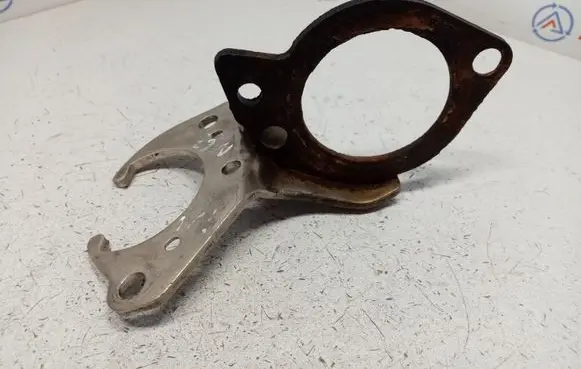 Muffler mount bracket/holder