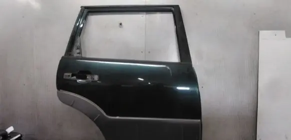 SsangYong Rexton Rear door