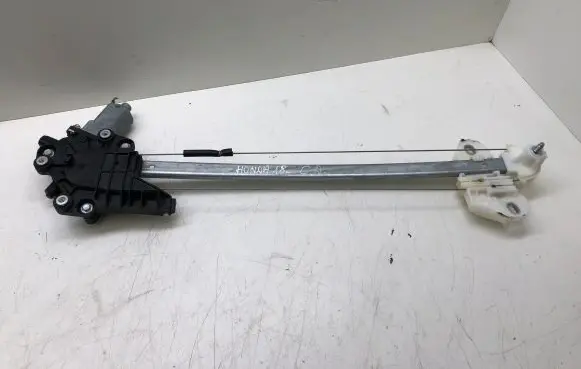 Honda CR-V Rear door window regulator with motor