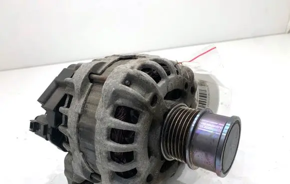 Skoda Octavia Mk3 (5E) Generator/alternator 04E903021M