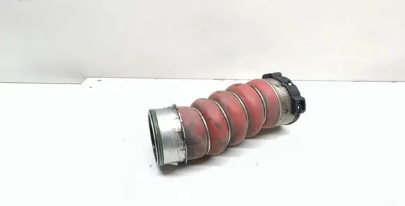 BMW X5 E70 Intercooler hose/pipe 7807987