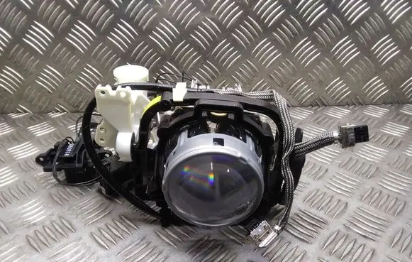 Opel Zafira B Headlight part 1305310169 1307022394 1305544279
