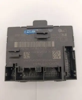 Volkswagen PASSAT B8 Other control units/modules 5Q0959593E 5Q0959593B