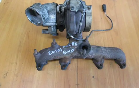 Volkswagen PASSAT B6 Turbo 03G253010 7652616