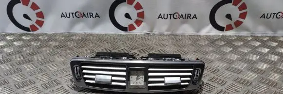 Mercedes-Benz C W204 Dash center air vent grill A2188300054