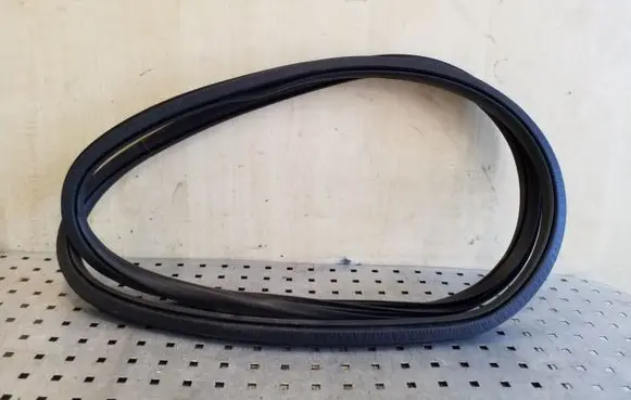Volvo V40 Cross country Front door rubber seal