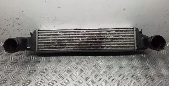 BMW X3 E83 Intercooler radiator 77897930