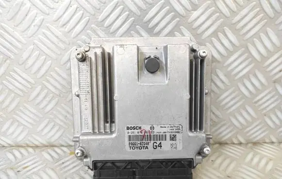 Toyota Auris E180 Engine control unit/module 0281019302 1039S55202 896610ZG40