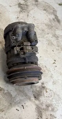 Mercedes-Benz S W126 Air conditioning (A/C) compressor (pump) 1161310001 1471001432 047200647