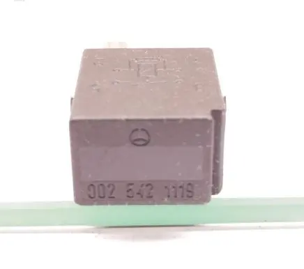Mercedes-Benz C W203 Other relay 0025421119