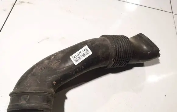 Air intake hose/pipe