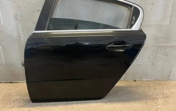 Peugeot 508 RXH Rear door 